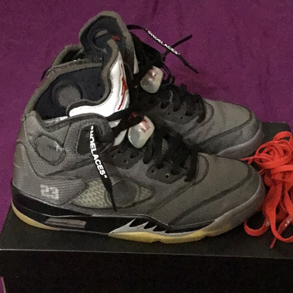 Air Jordan 5 off white